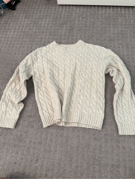 H&M Other - H&M Cream Cable Knit Pullover Sweater
